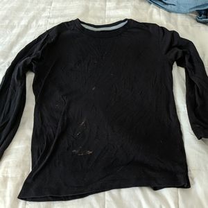 Old Navy black long sleeved boys tshirt